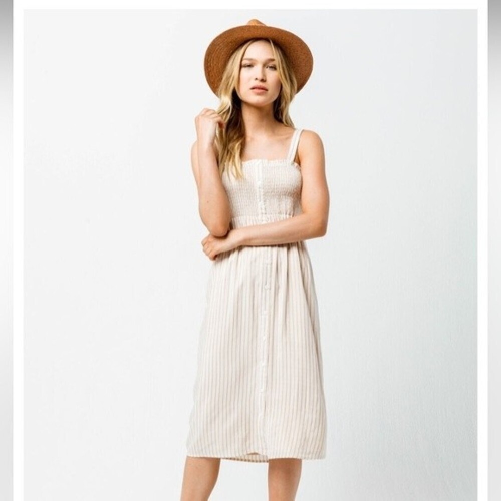 Sky And Sparrow Smocked Button Cream Front Midi D… - image 1